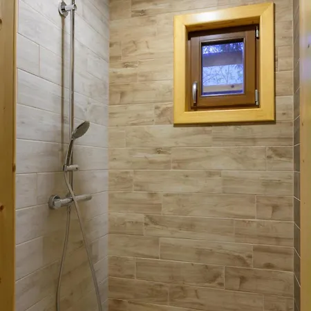 Apartment 9 April Village Sea &